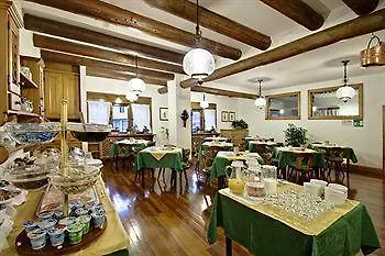 Hotel Al Larin Cortina d'Ampezzo 3*,  Italy