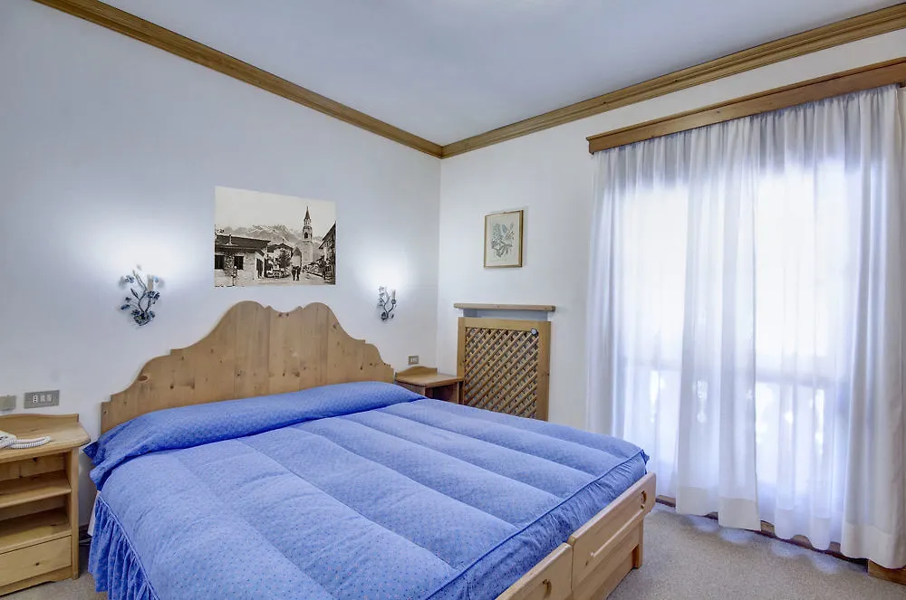 Hotel Al Larin Cortina d'Ampezzo 3*,