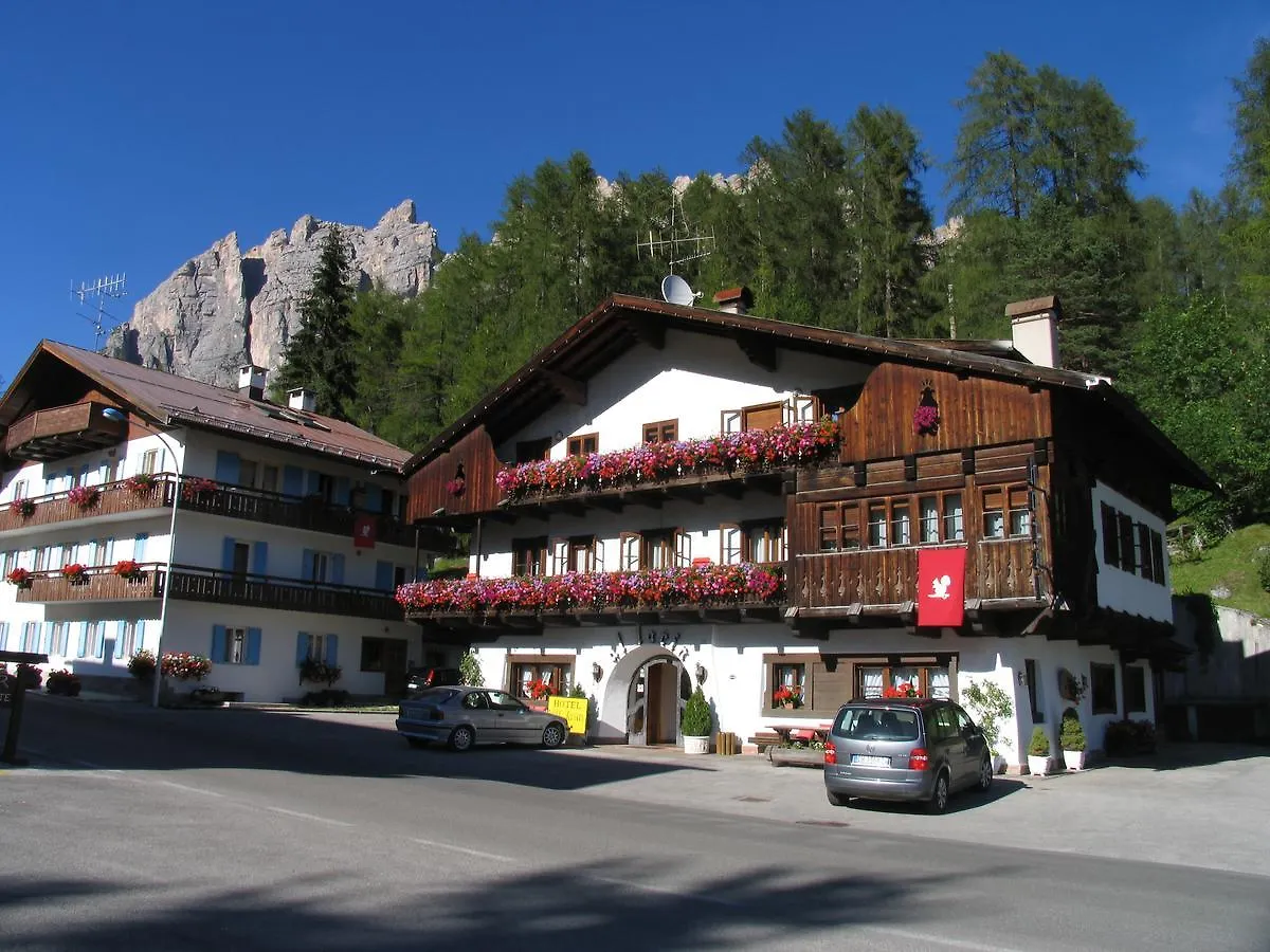 Hotel Al Larin Cortina d'Ampezzo Italy