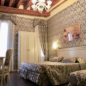 Bridge Otel