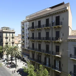 ** Hotel Roma 62 Italy