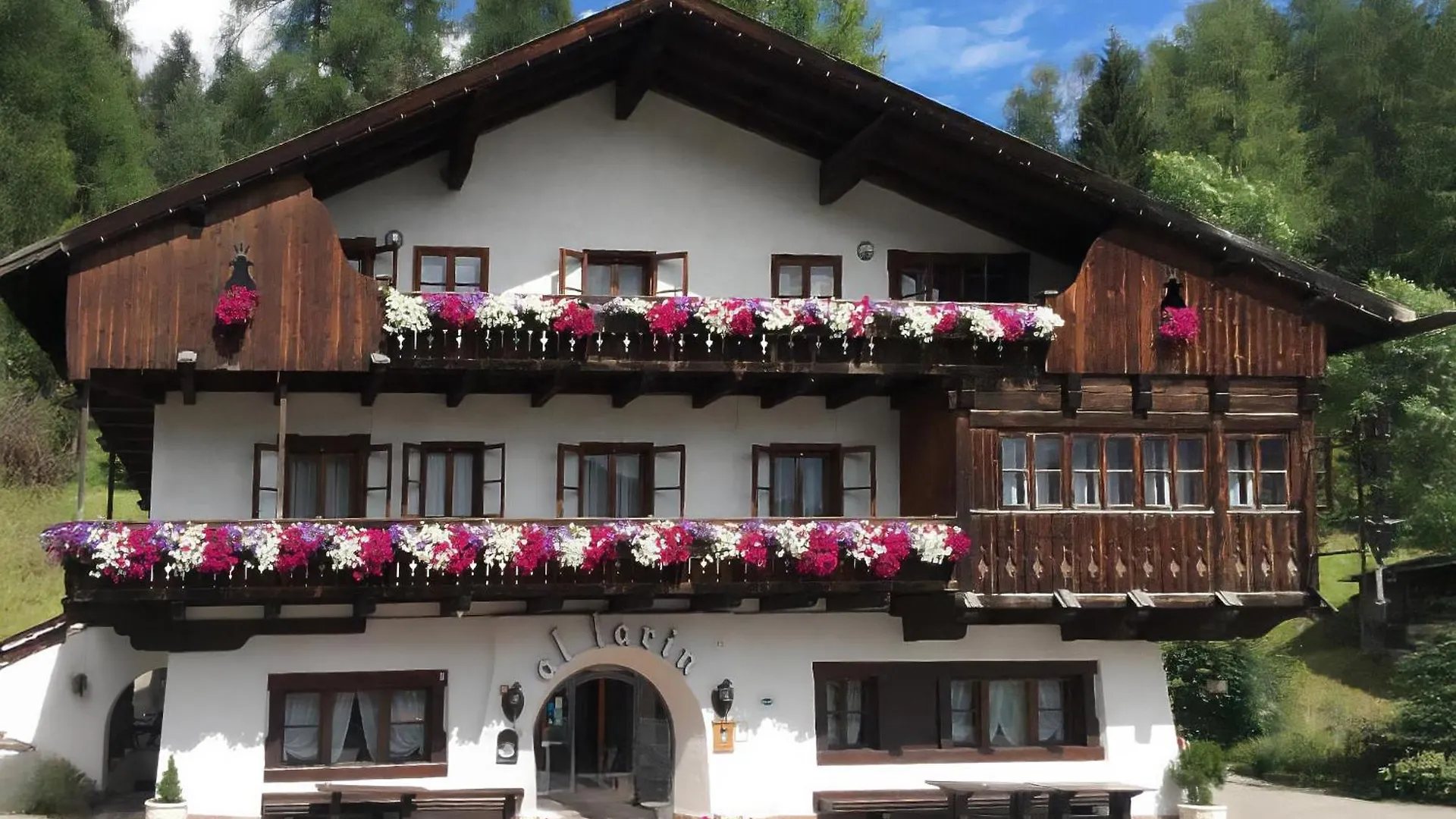 Hotel Al Larin Κορτίνα Ντ' Αμπέτσο