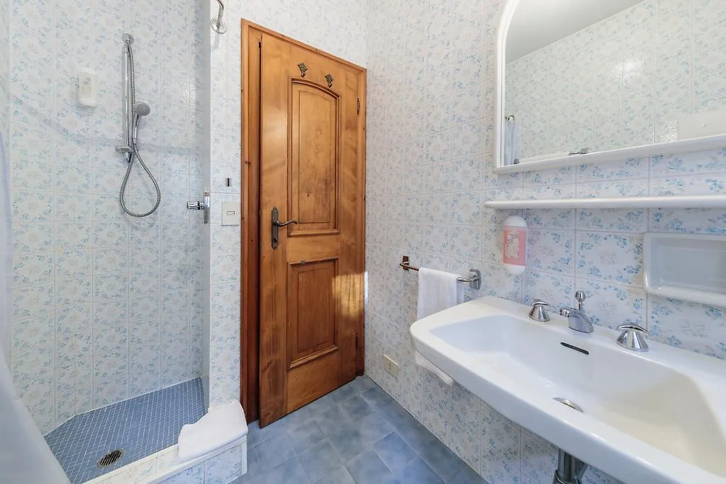 Hotel Al Larin Κορτίνα Ντ' Αμπέτσο 3*,