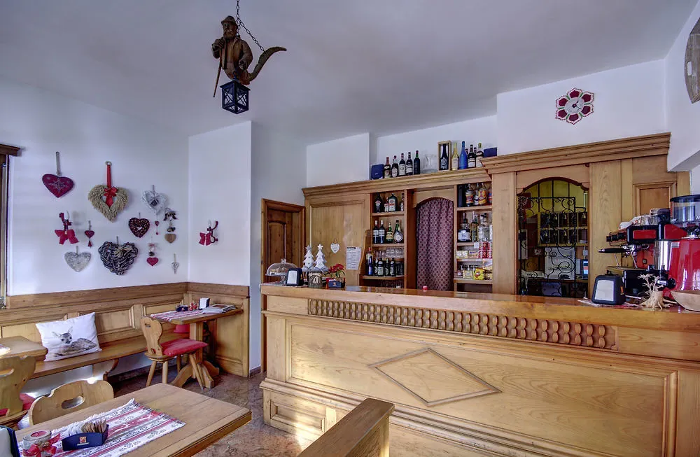 Hotel Al Larin Κορτίνα Ντ' Αμπέτσο